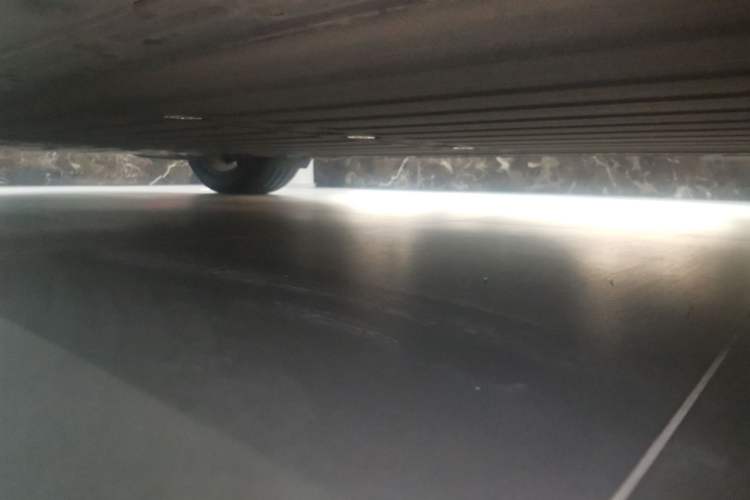 Used Li Auto i6 2025 Model Two-Wheel-Drive Standard Type Right Side Sill