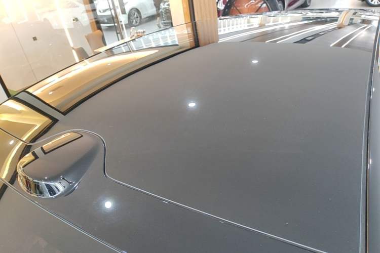 Used Li Auto i6 2025 Model Four-Wheel-Drive Standard Type Roof