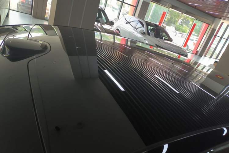 Used Li Auto i6 2025 Model Two-Wheel-Drive Standard Type Roof