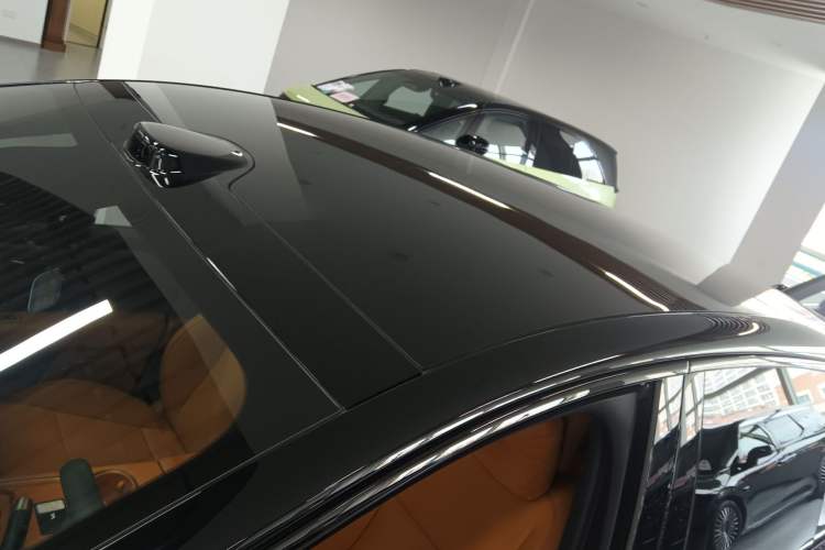 Used Li Auto i6 2025 Model Four-Wheel-Drive Standard Type Roof