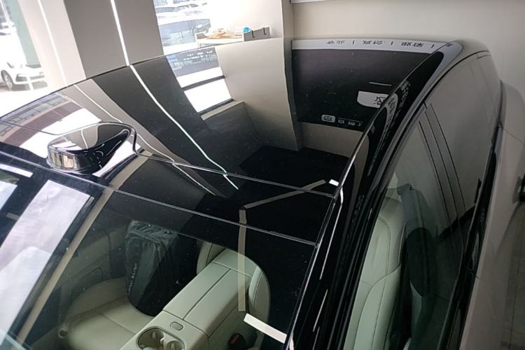 Used Li Auto i6 2025 Model Two-Wheel-Drive Standard Type Roof