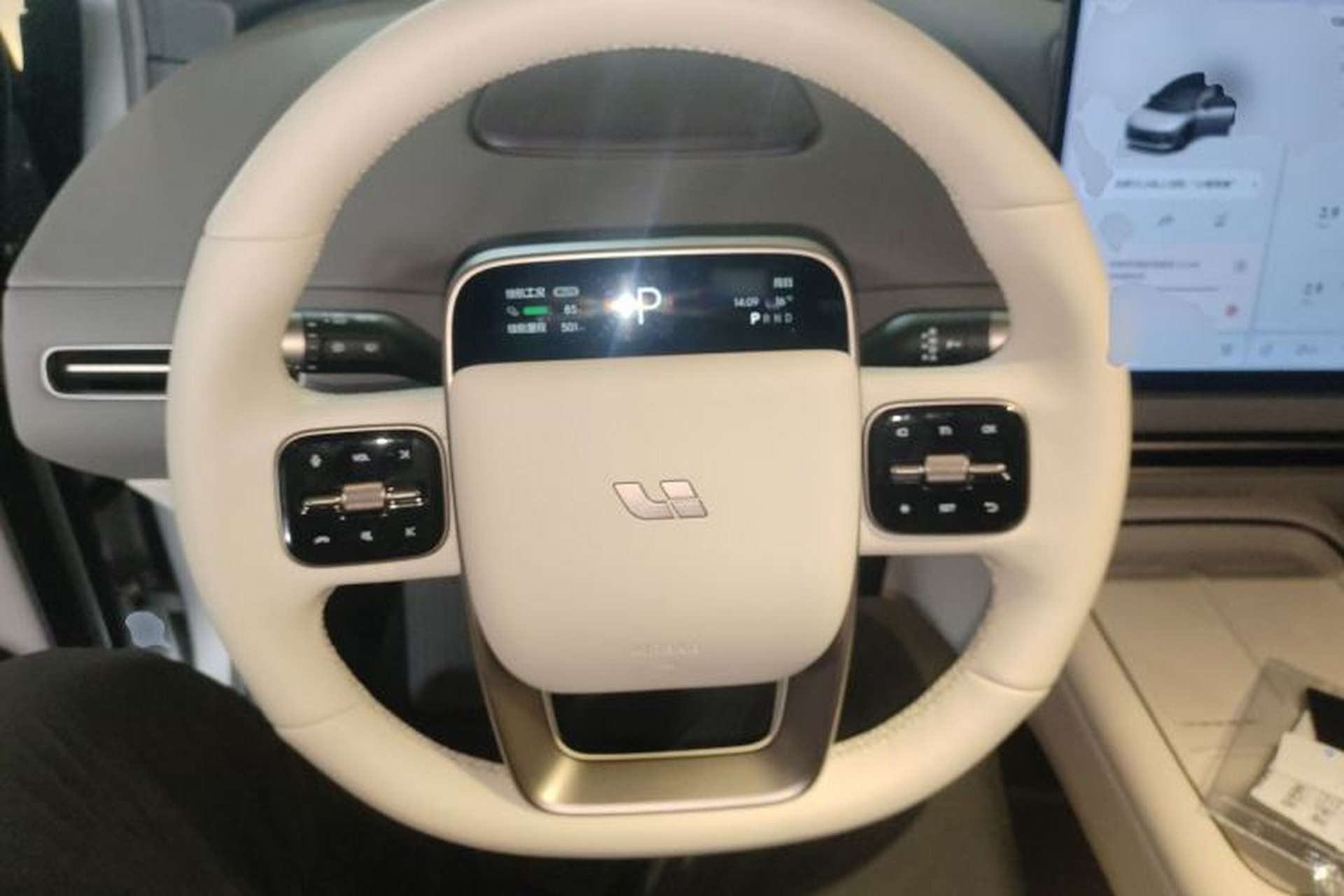 Used Li Auto i6 2025 Model Two-Wheel-Drive Standard Type Steering Wheel