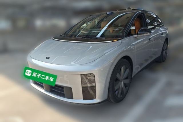 Used Li Auto i6 2025 Model Four-Wheel-Drive Standard Type