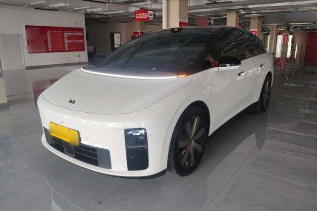 Used Li Auto i6 2025 Model Two-Wheel-Drive Standard Type