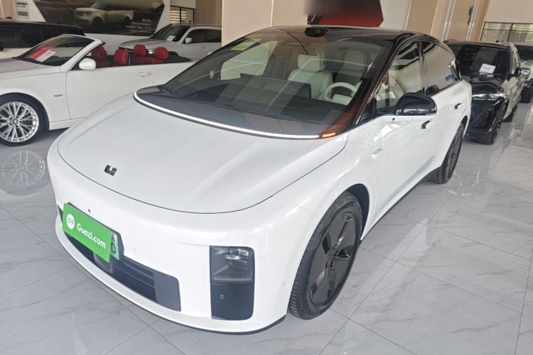 Used Li Auto i6 2025 Model Two-Wheel-Drive Standard Type Guazi used car, China used car export, Used car for sale, Used cars, Cheapest cars for sale