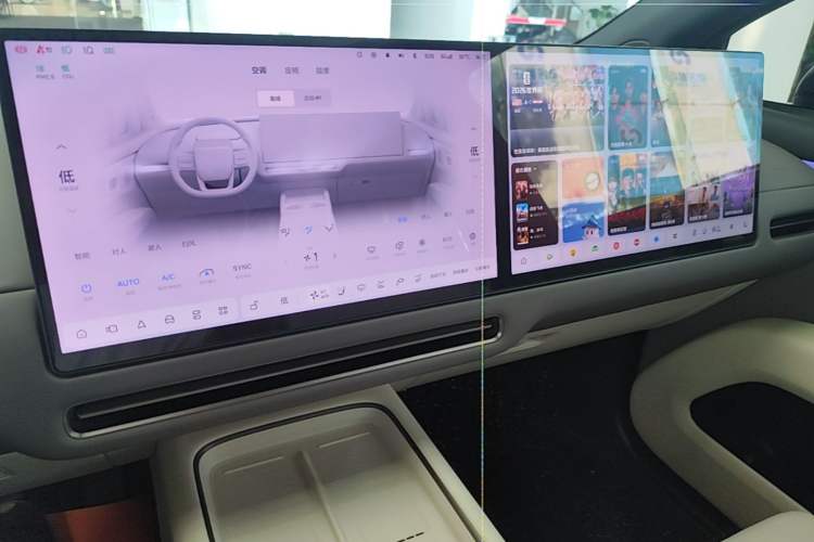 Used Li Auto i6 2025 Model Four-Wheel-Drive Standard Type Audio And AC Panel
