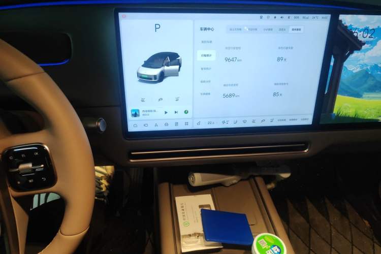 Used Li Auto i6 2025 Model Two-Wheel-Drive Standard Type Audio And AC Panel
