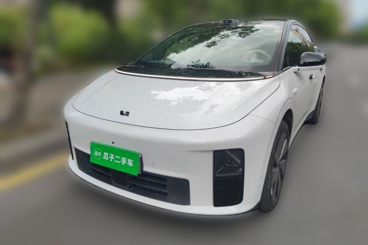 Used Li Auto i6 2025 Model Four-Wheel-Drive Standard Type Guazi used car, China used car export, Used car for sale, Used Li Auto cars, Cheapest cars for sale, Electric vehicle, New energy car