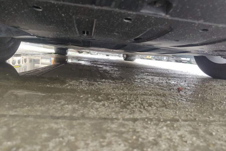 Used Li Auto i6 2025 Model Two-Wheel-Drive Standard Type Chassis Front