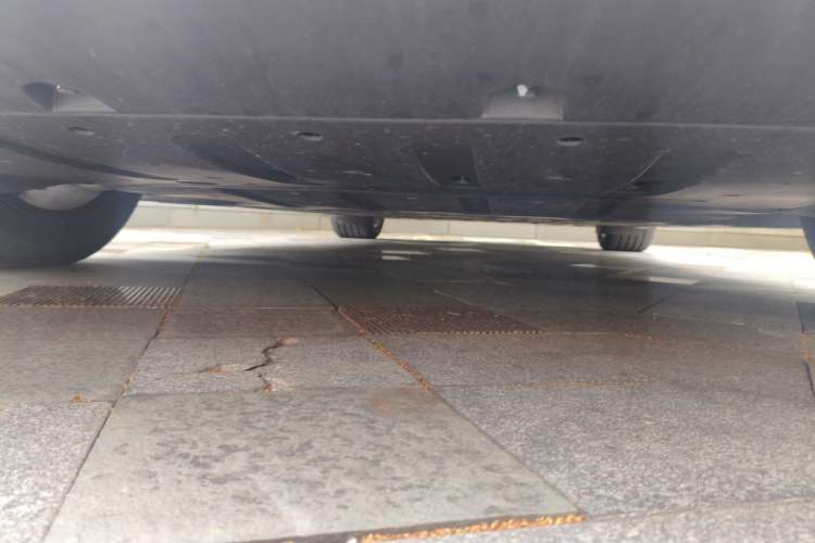 Used Li Auto i6 2025 Model Two-Wheel-Drive Standard Type Chassis Front