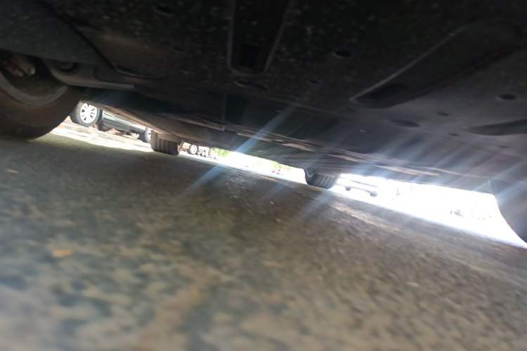 Used Li Auto i6 2025 Model Two-Wheel-Drive Standard Type Chassis Front