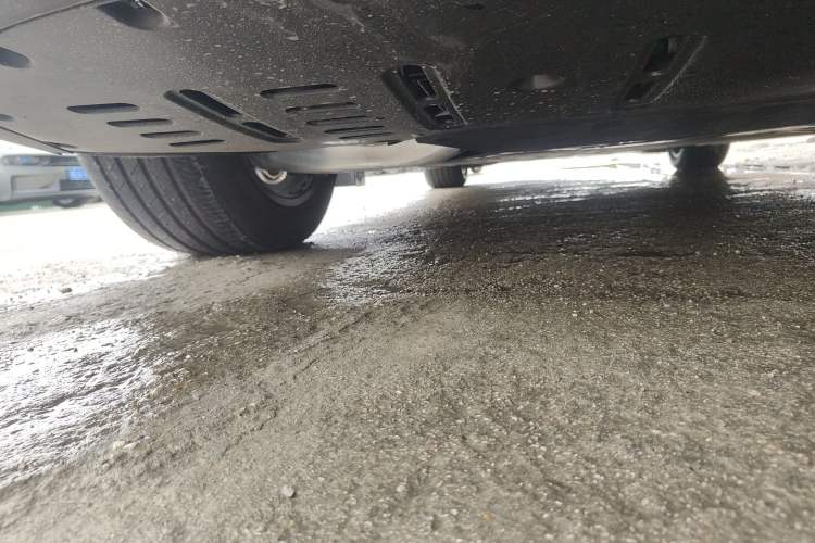 Used Li Auto i6 2025 Model Two-Wheel-Drive Standard Type Chassis Front Left