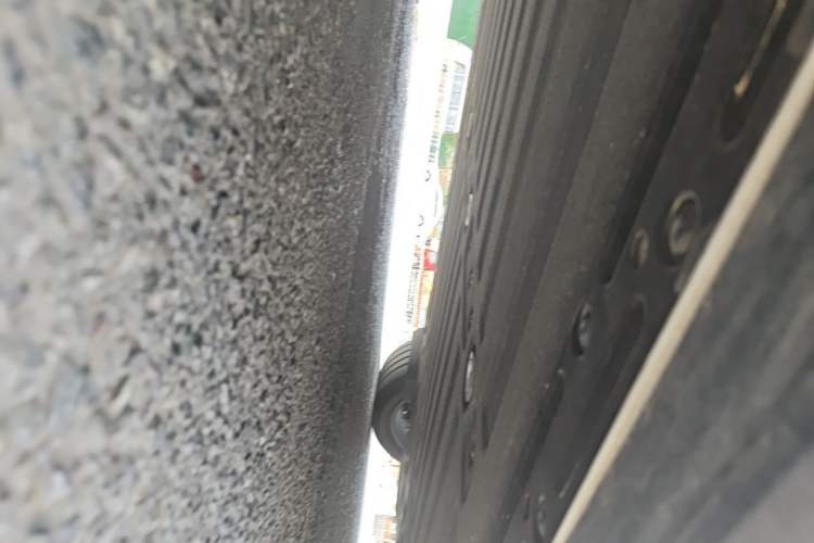 Used Li Auto i6 2025 Model Two-Wheel-Drive Standard Type Chassis Front Left