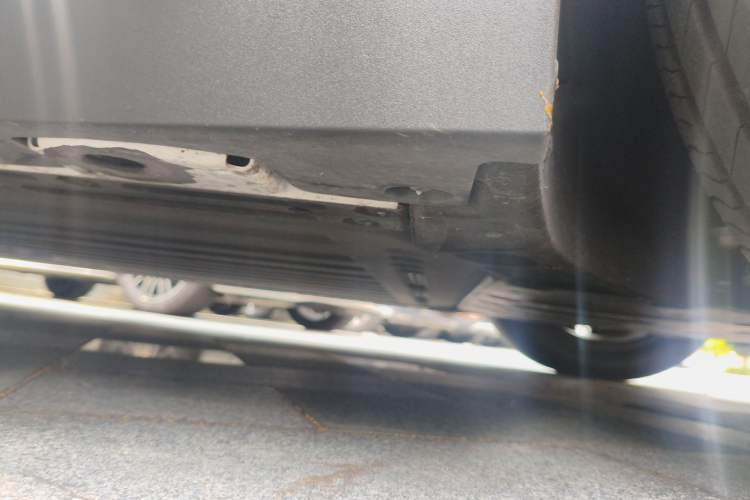 Used Li Auto i6 2025 Model Two-Wheel-Drive Standard Type Chassis Front Right