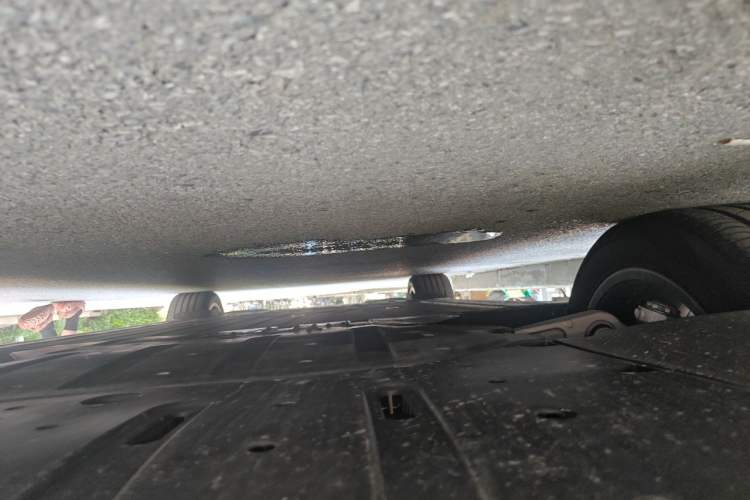 Used Li Auto i6 2025 Model Two-Wheel-Drive Standard Type Chassis Front