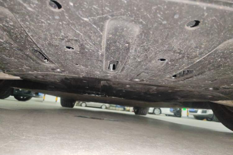 Used Li Auto i6 2025 Model Two-Wheel-Drive Standard Type Chassis Front