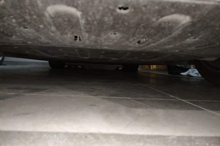 Used Li Auto i6 2025 Model Two-Wheel-Drive Standard Type Chassis Front