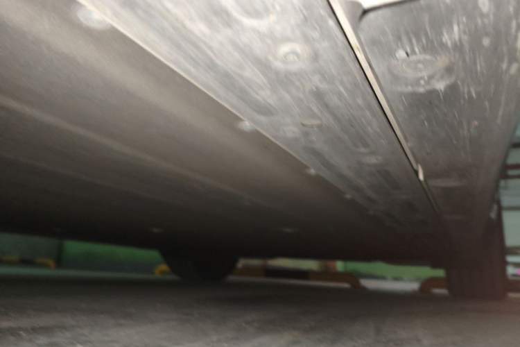 Used Li Auto i6 2025 Model Two-Wheel-Drive Standard Type Chassis Rear Left