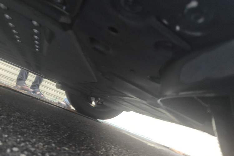 Used Li Auto i6 2025 Model Two-Wheel-Drive Standard Type Chassis Rear Left