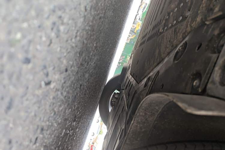 Used Li Auto i6 2025 Model Two-Wheel-Drive Standard Type Chassis Rear Left