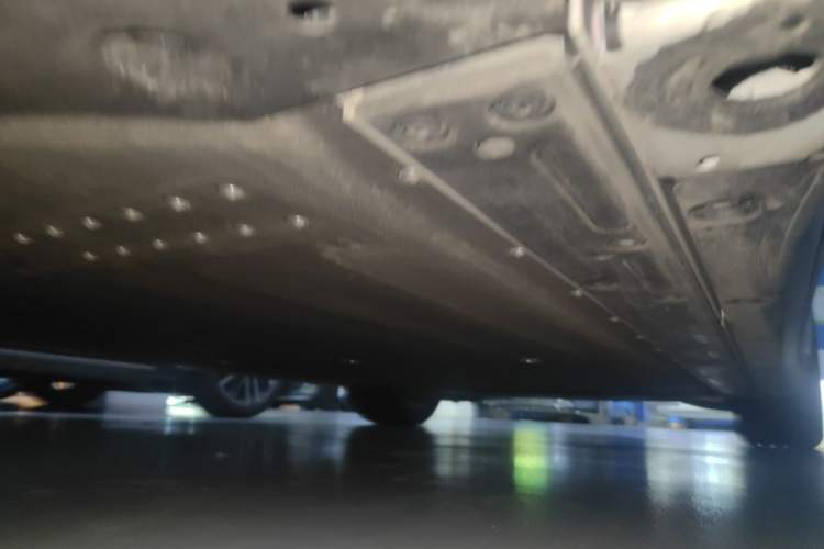 Used Li Auto i6 2025 Model Two-Wheel-Drive Standard Type Chassis Rear Right