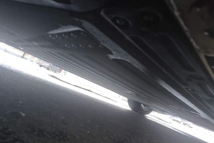 Used Li Auto i6 2025 Model Two-Wheel-Drive Standard Type Chassis Rear Right