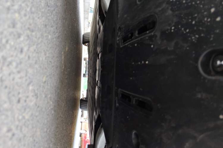 Used Li Auto i6 2025 Model Two-Wheel-Drive Standard Type Chassis Rear