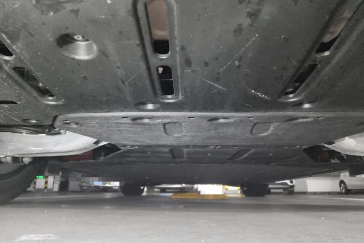 Used Li Auto i6 2025 Model Two-Wheel-Drive Standard Type Chassis Rear