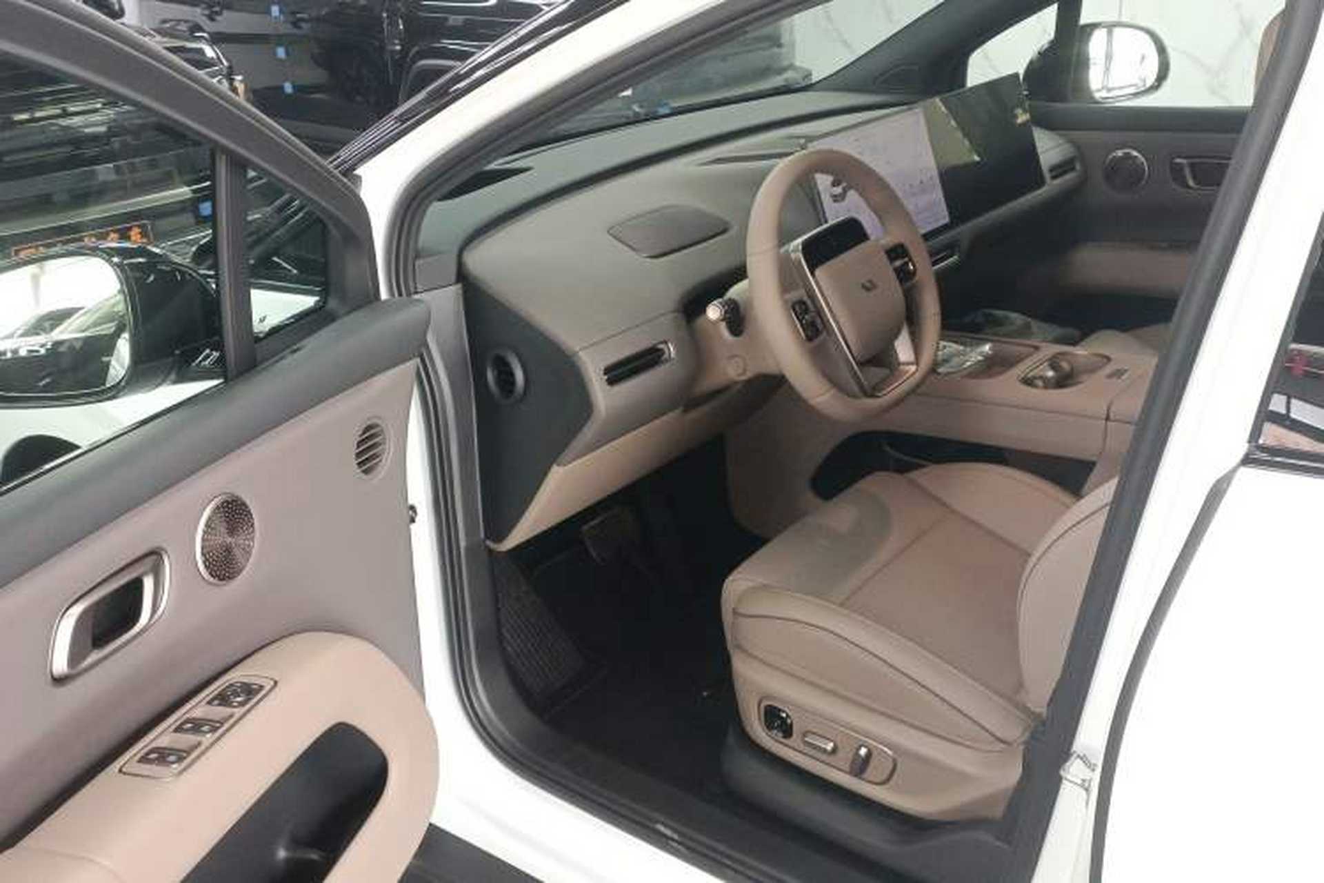 Used Li Auto i6 2025 Model Two-Wheel-Drive Standard Type Driver Seat