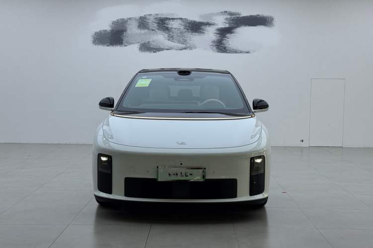 Used Li Auto i6 2025 Model Two-Wheel-Drive Standard Type Engine Bay