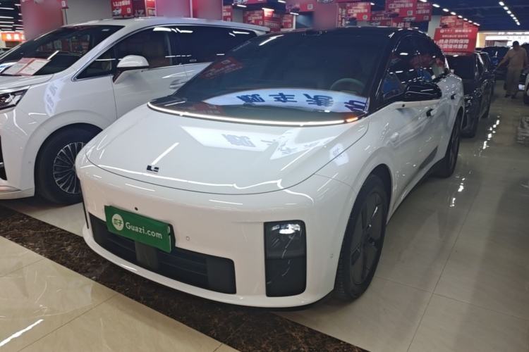 Used Li Auto i6 2025 Model Two-Wheel-Drive Standard Type Guazi used car, China used car export, Used car for sale, Used cars, Cheapest cars for sale