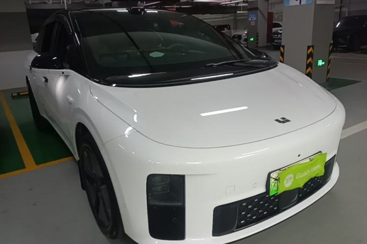 Used Li Auto i6 2025 Model Two-Wheel-Drive Standard Type Exterior 1