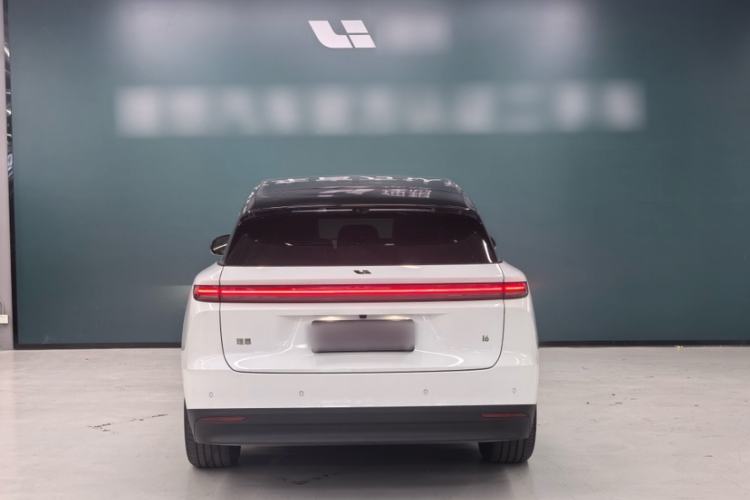 Used Li Auto i6 2025 Model Two-Wheel-Drive Standard Type Exterior 4