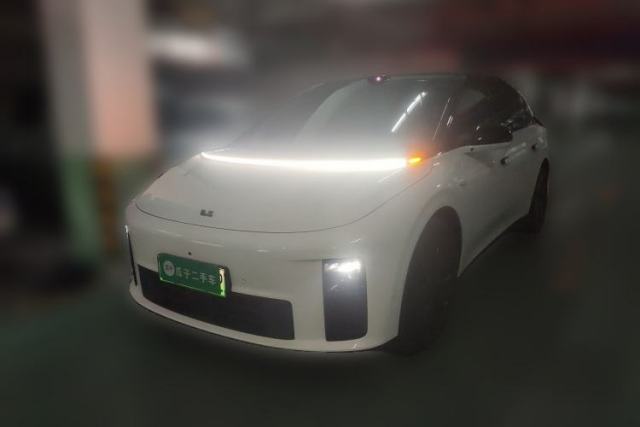 Used Li Auto i6 2025 Model Two-Wheel-Drive Standard Type