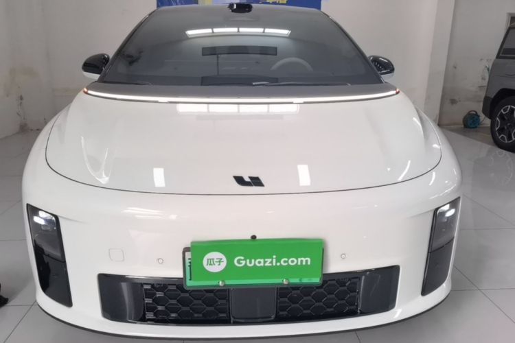 Used Li Auto i6 2025 Model Four-Wheel-Drive Standard Type Front