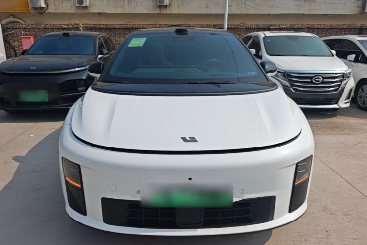 Used Li Auto i6 2025 Model Four-Wheel-Drive Standard Type Front