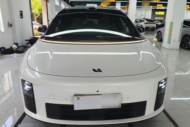 Used Li Auto i6 2025 Model Two-Wheel-Drive Standard Type Front