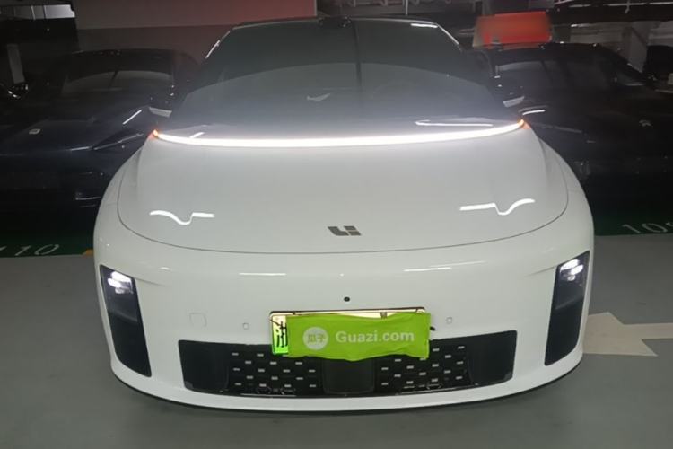 Used Li Auto i6 2025 Model Two-Wheel-Drive Standard Type Front
