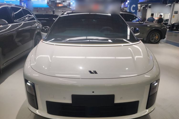 Used Li Auto i6 2025 Model Two-Wheel-Drive Standard Type Front