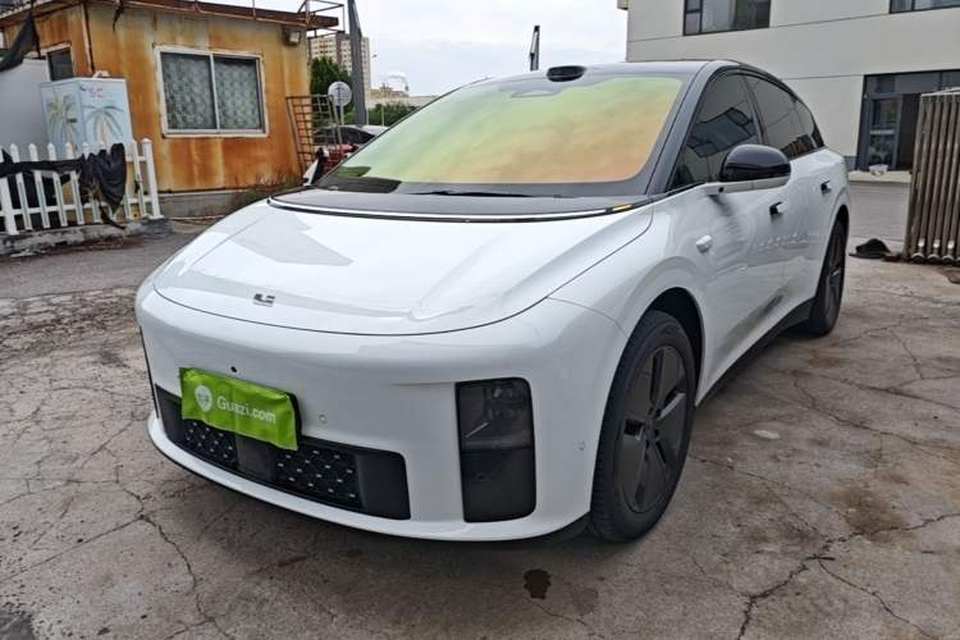 Li Auto Li Auto i6 2025