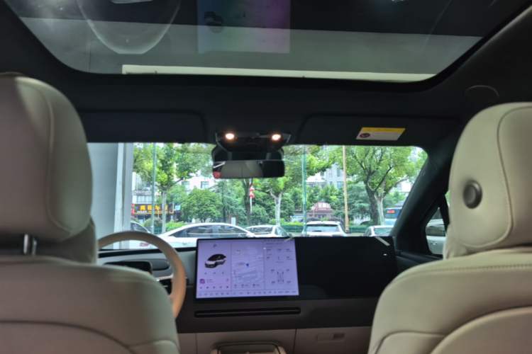 Used Li Auto i6 2025 Model Two-Wheel-Drive Standard Type Headliner