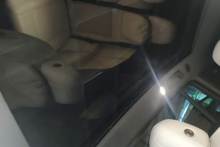 Used Li Auto i6 2025 Model Two-Wheel-Drive Standard Type Headliner
