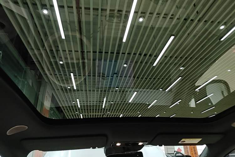 Used Li Auto i6 2025 Model Four-Wheel-Drive Standard Type Headliner