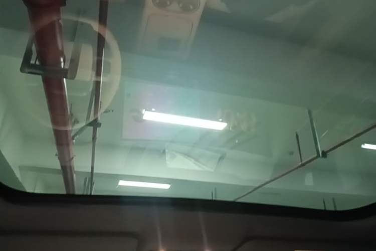 Used Li Auto i6 2025 Model Four-Wheel-Drive Standard Type Headliner