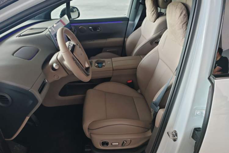 Used Li Auto i6 2025 Model Two-Wheel-Drive Standard Type Left Front Seat