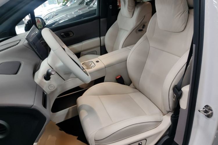 Used Li Auto i6 2025 Model Four-Wheel-Drive Standard Type Left Front Seat