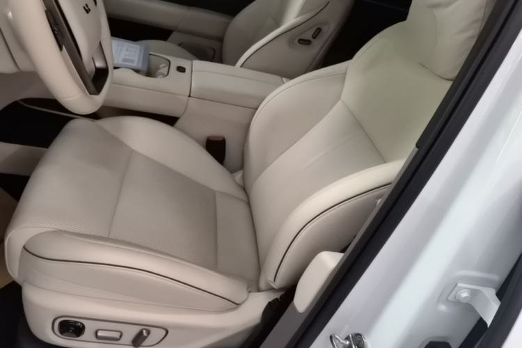 Used Li Auto i6 2025 Model Four-Wheel-Drive Standard Type Left Front Seat