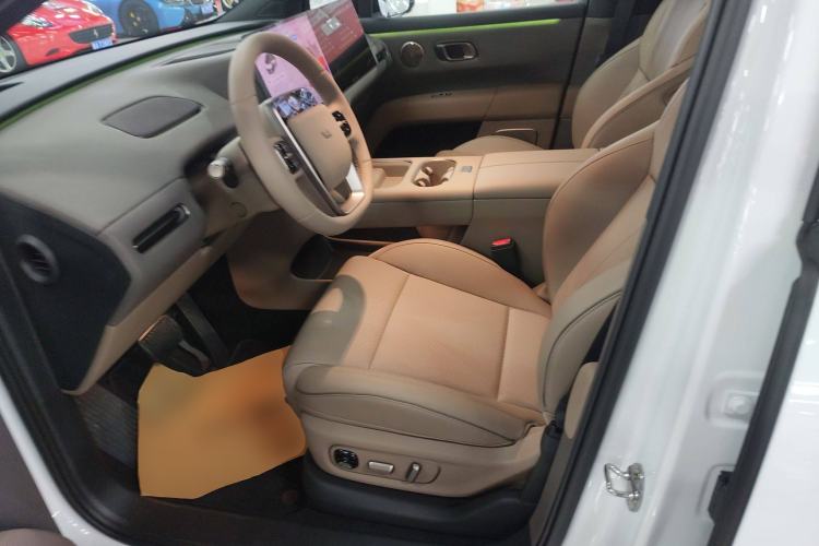 Used Li Auto i6 2025 Model Two-Wheel-Drive Standard Type Left Front Seat