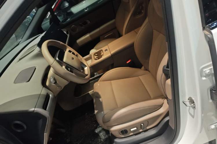 Used Li Auto i6 2025 Model Two-Wheel-Drive Standard Type Left Front Seat