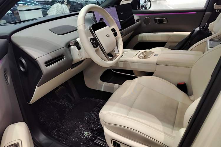 Used Li Auto i6 2025 Model Two-Wheel-Drive Standard Type Left Front Seat